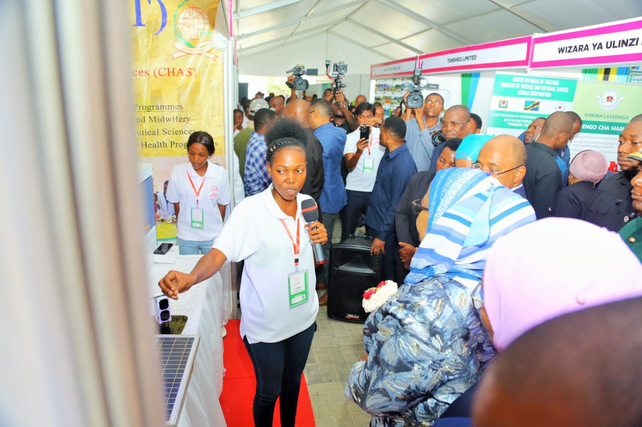 Sikaram Thodu Tamila Program